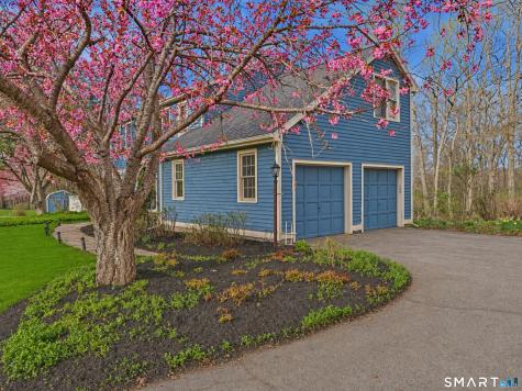 23 Rockridge Terrace Prospect CT 06712