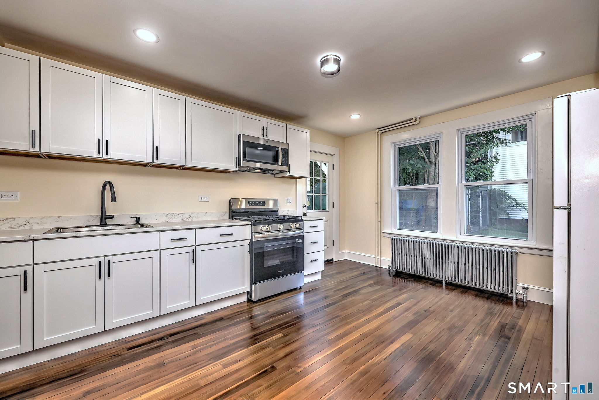 30 Tremont Street Meriden CT 06450