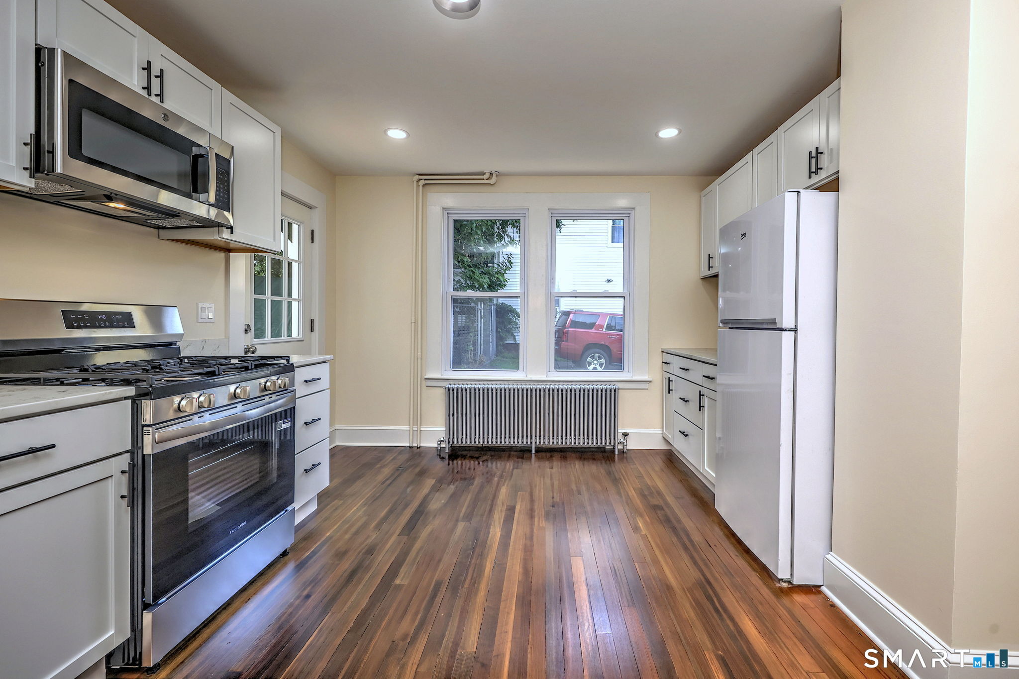 30 Tremont Street Meriden CT 06450
