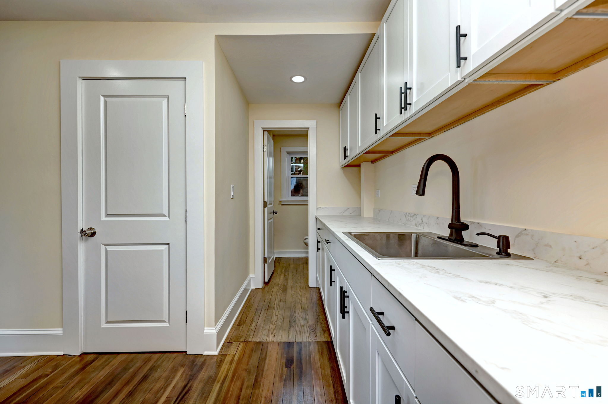 30 Tremont Street Meriden CT 06450