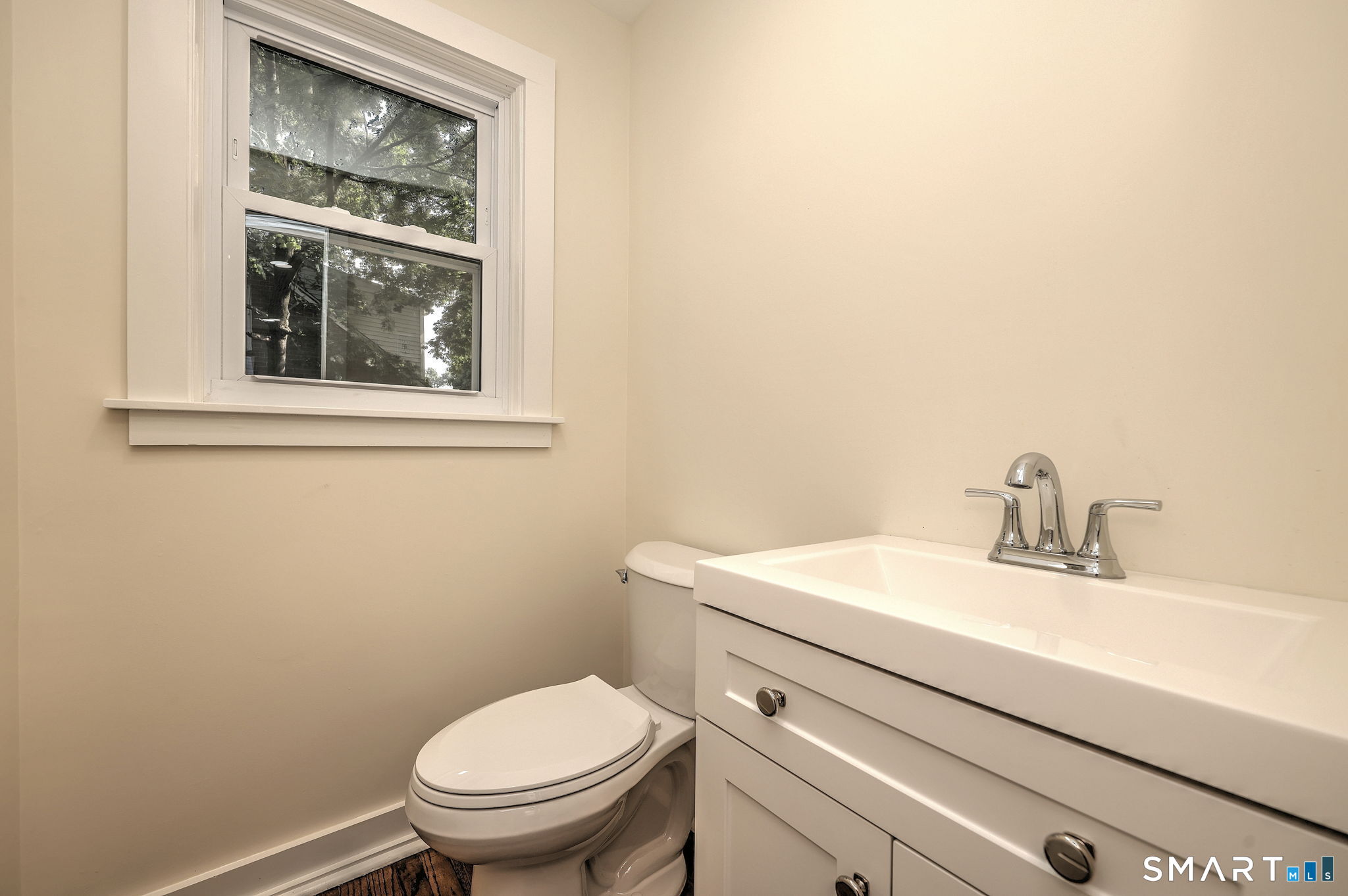 30 Tremont Street Meriden CT 06450