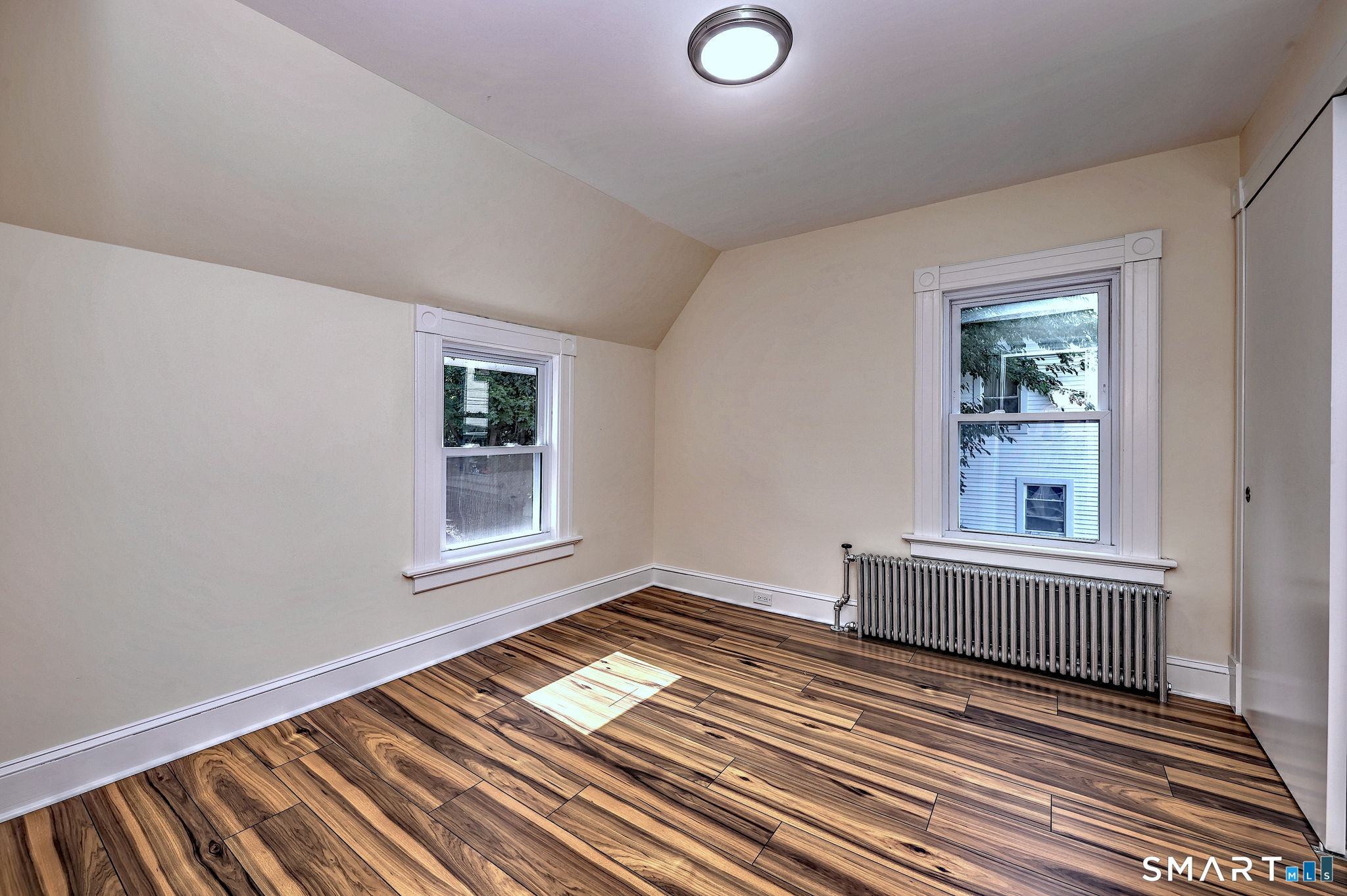 30 Tremont Street Meriden CT 06450
