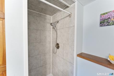 31 Saint Peters Court Putnam CT 06260