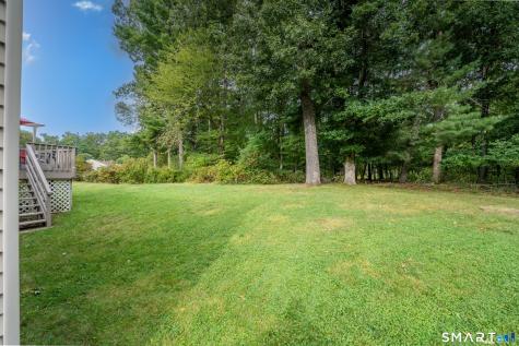 31 Saint Peters Court Putnam CT 06260