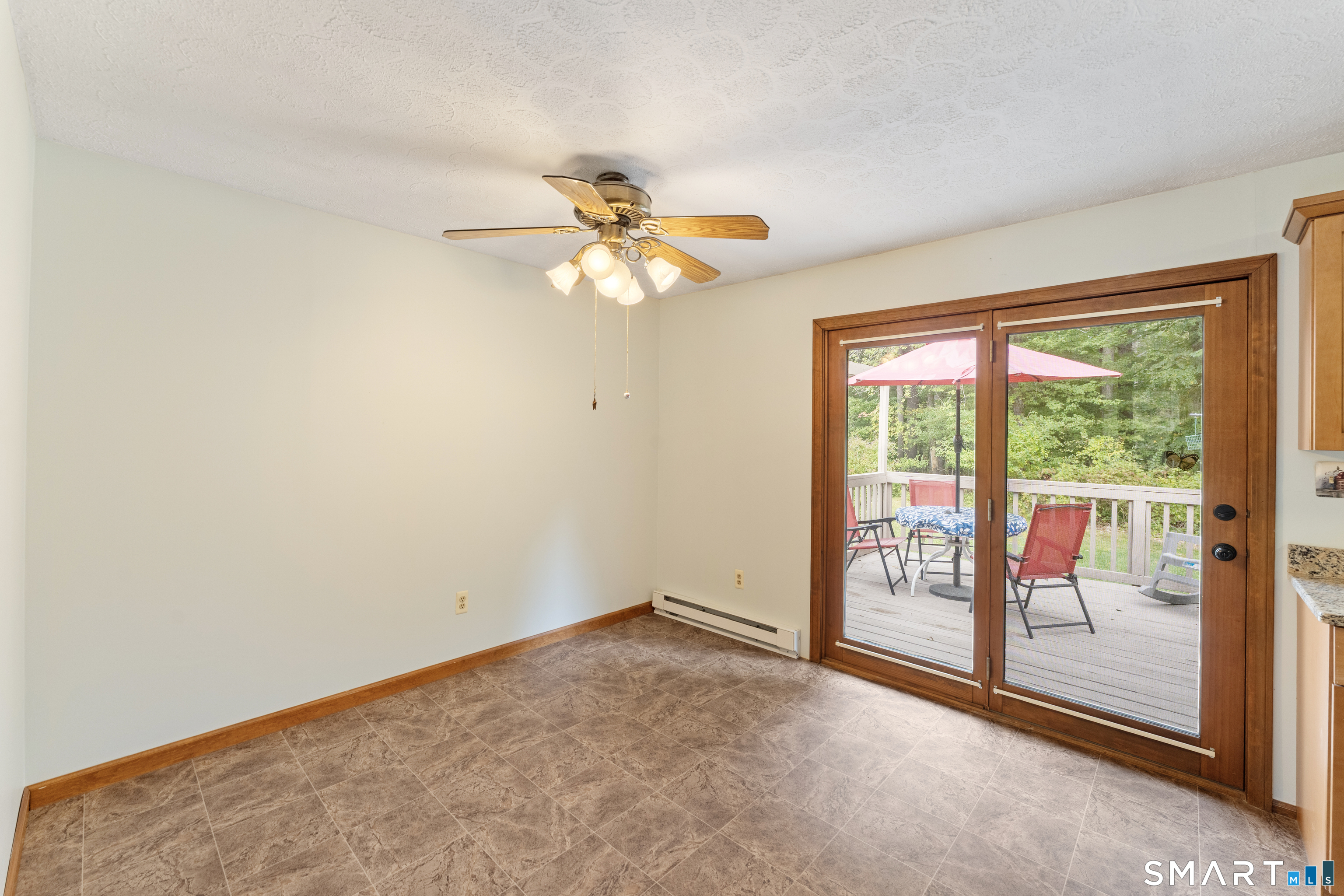 31 Saint Peters Court Putnam CT 06260