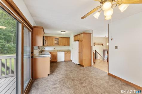 31 Saint Peters Court Putnam CT 06260