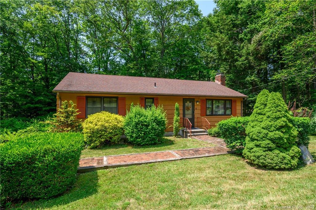 6 Firelight Drive Danbury CT 06810
