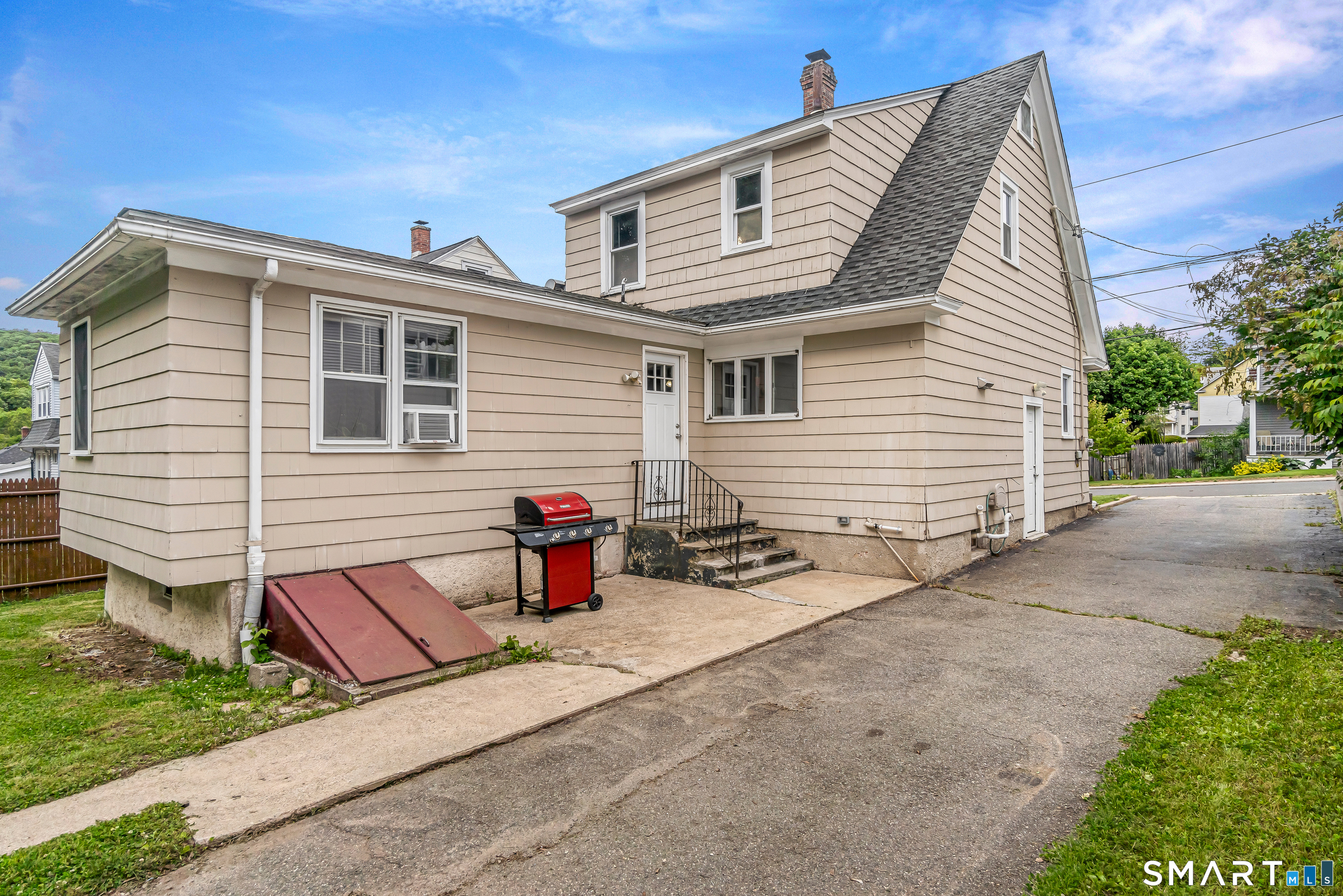 57 Beebe Street Naugatuck CT 06770