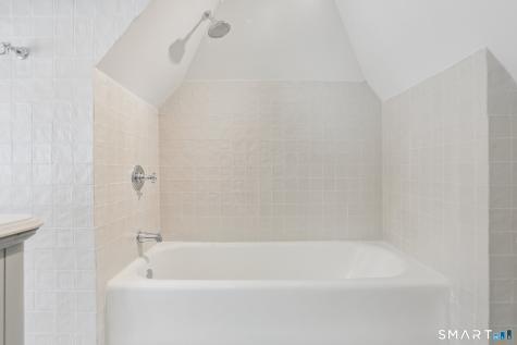 1085 Ridge Road Hamden CT 06517