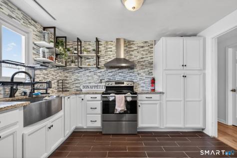 7 Dove Drive Meriden CT 06451