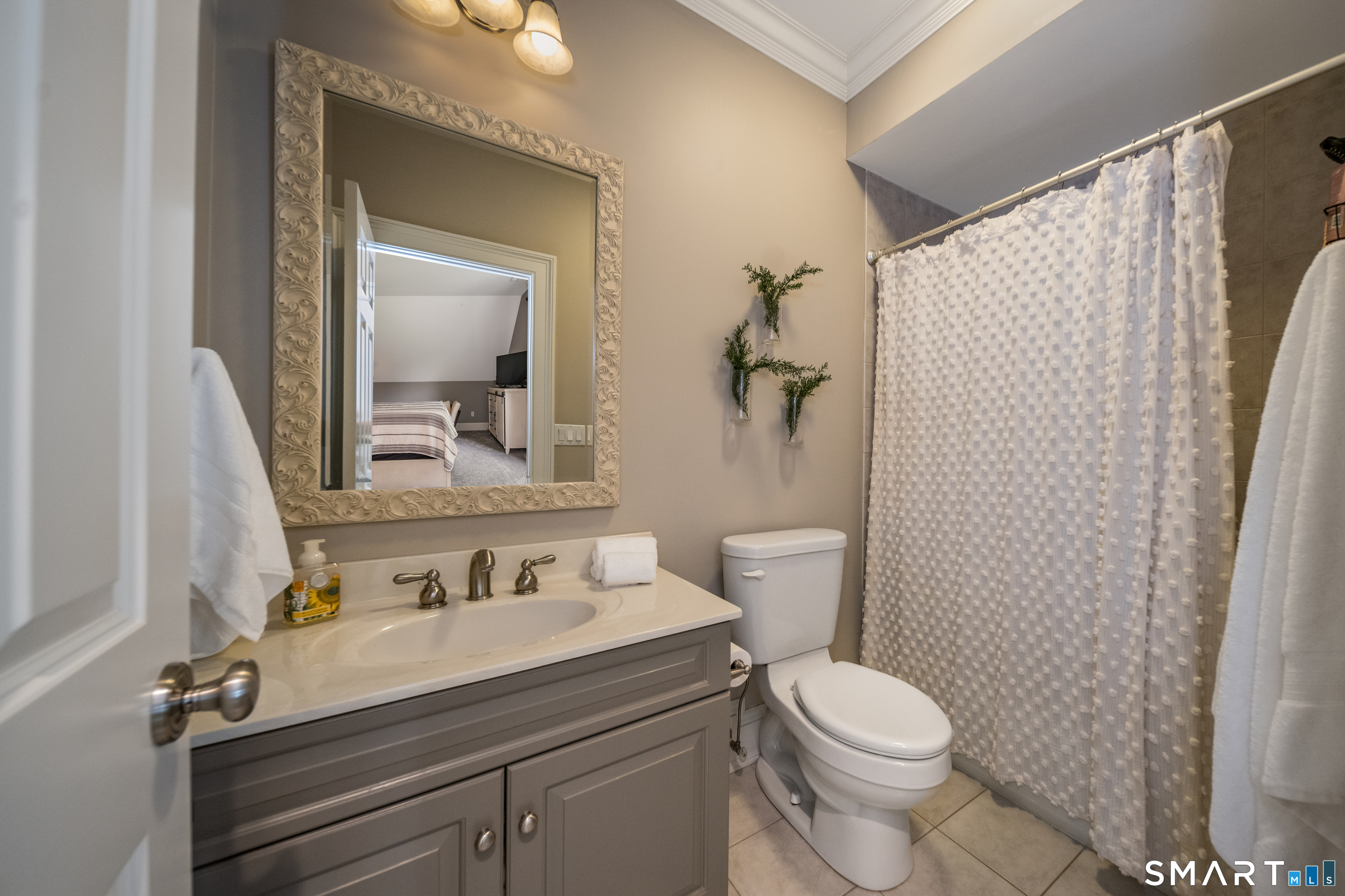 63 Westland Road Avon CT 06001