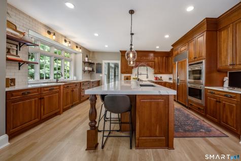 63 Westland Road Avon CT 06001