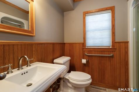 9 Howd Avenue Branford CT 06405