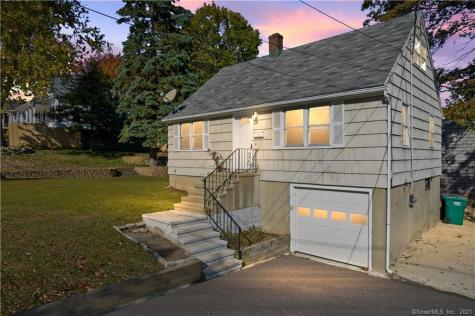 24 New England Avenue Fairfield CT 06824