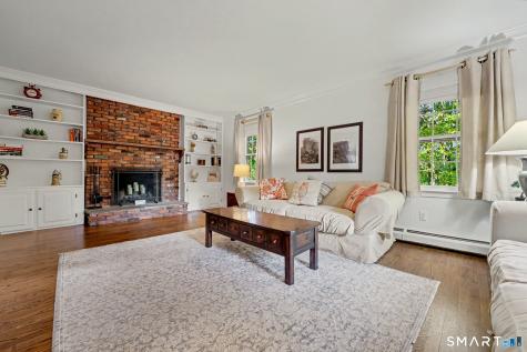 12 Thornwood Place Trumbull CT 06611