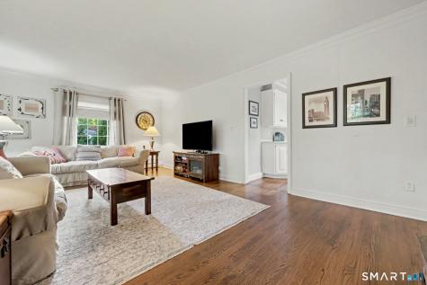 12 Thornwood Place Trumbull CT 06611