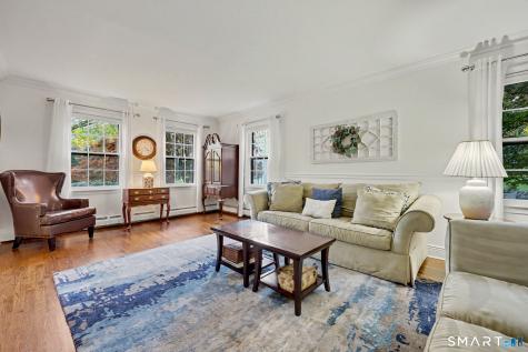 12 Thornwood Place Trumbull CT 06611