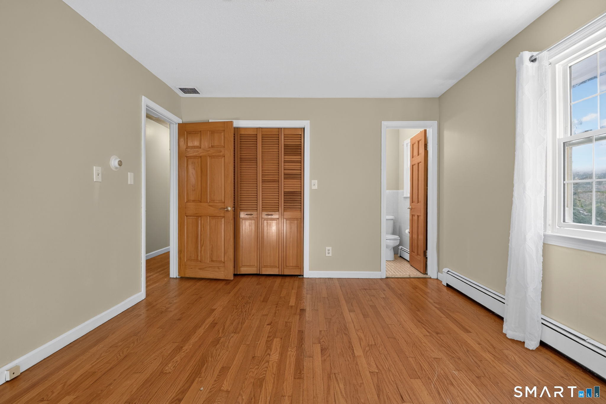 60 Round Hill Terrace Milford CT 06461