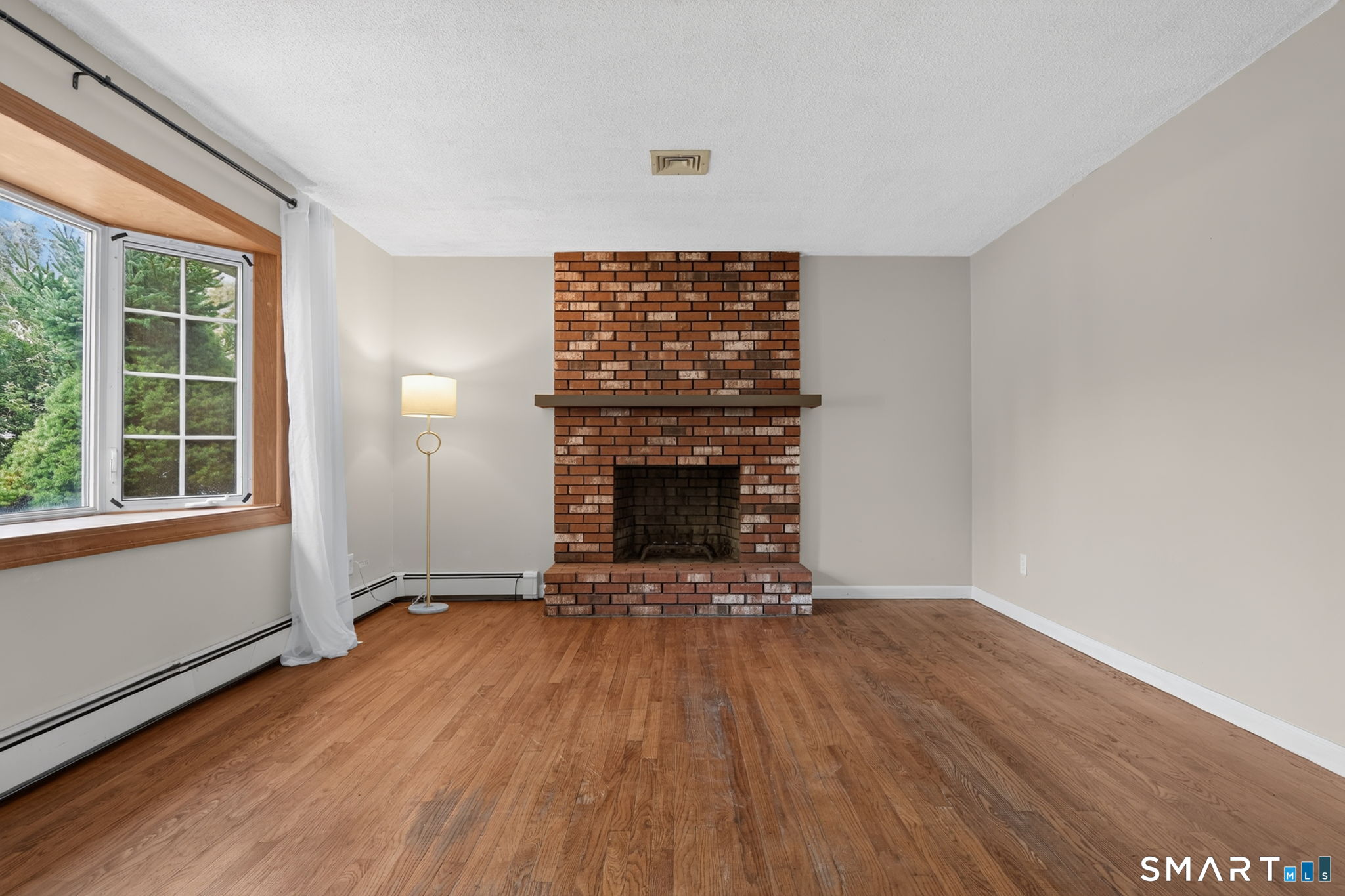 60 Round Hill Terrace Milford CT 06461