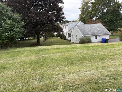 1252 East Street Southington CT 06489
