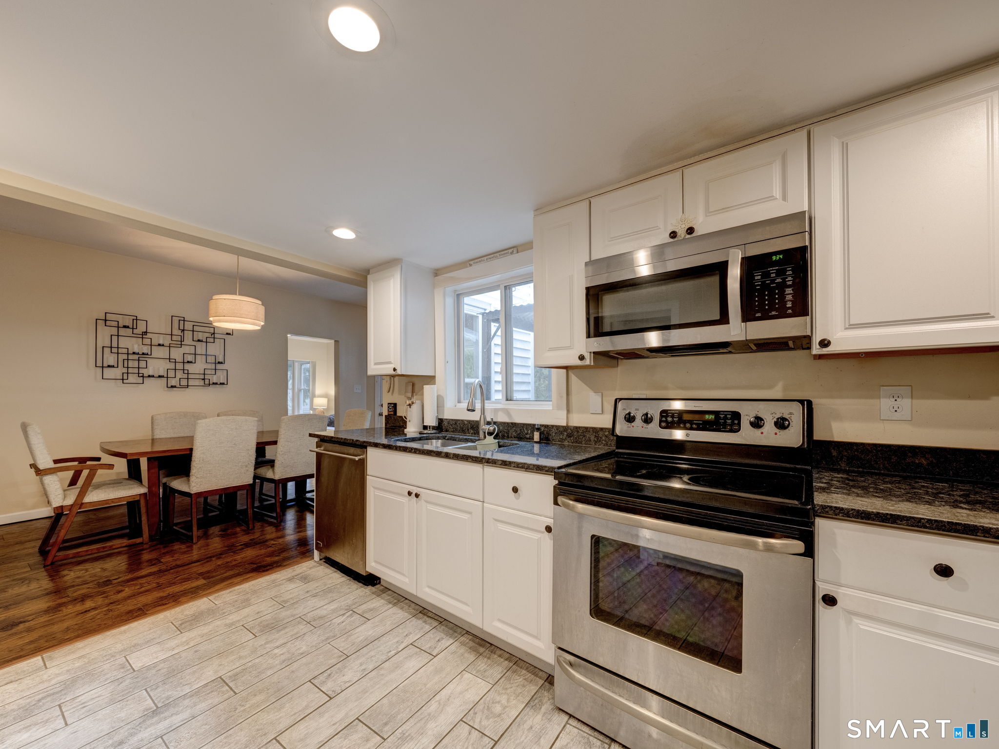 315 Divinity Street Bristol CT 06010