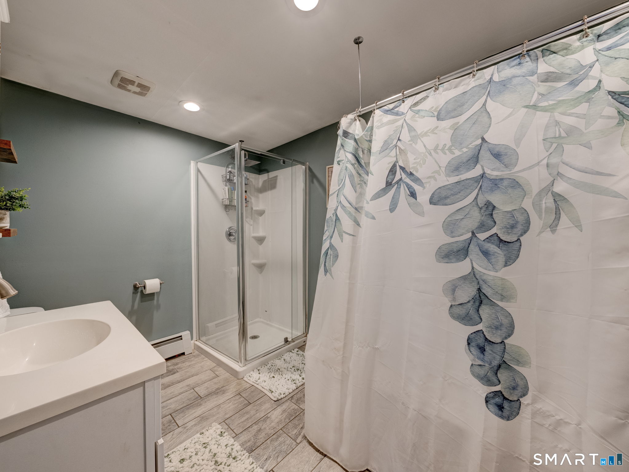 315 Divinity Street Bristol CT 06010
