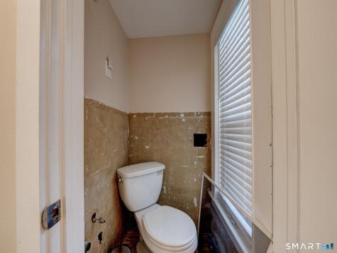 315 Divinity Street Bristol CT 06010