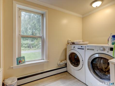 315 Divinity Street Bristol CT 06010
