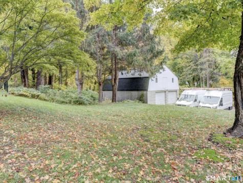 315 Divinity Street Bristol CT 06010