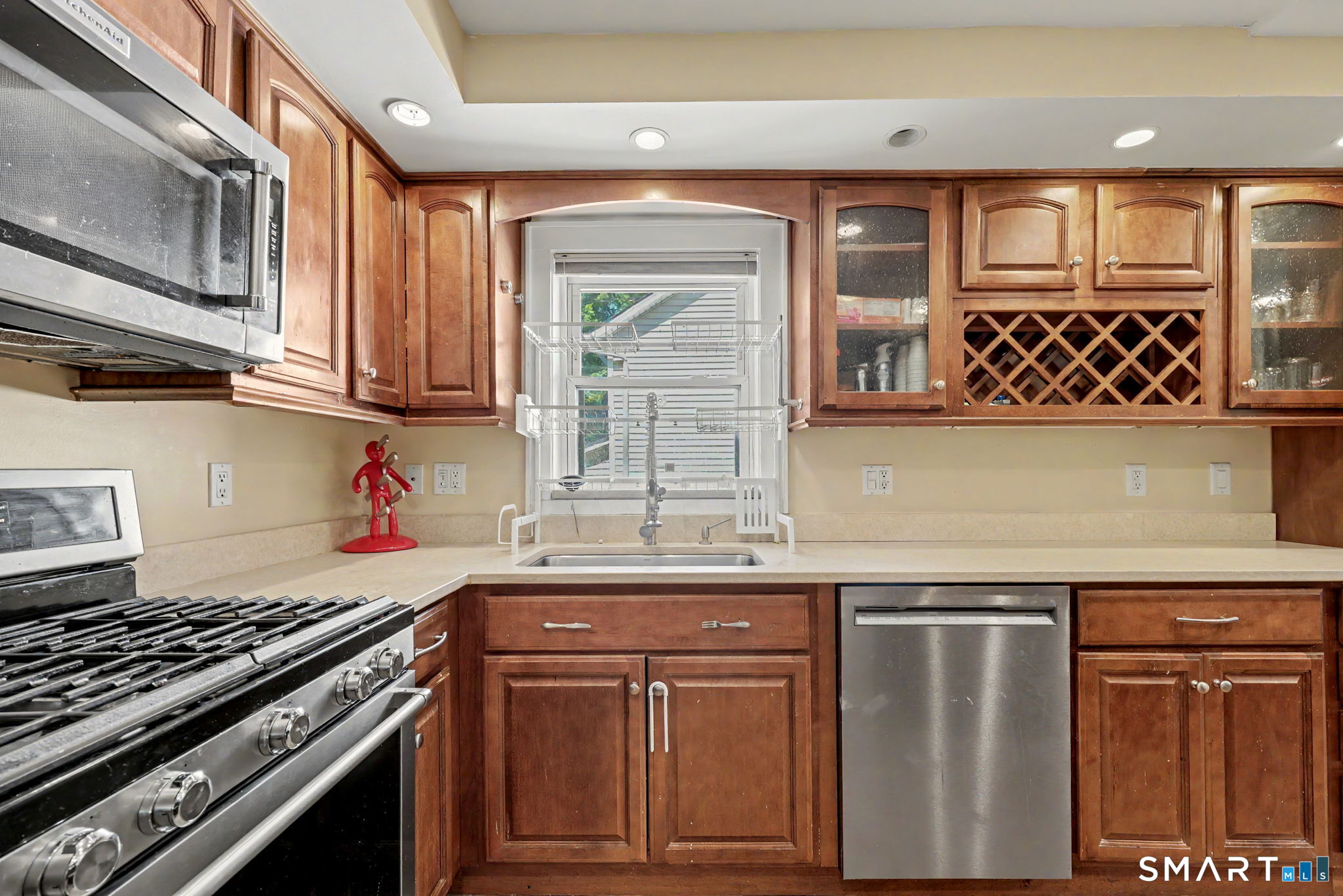 215 Knickerbocker Avenue Stamford CT 06907