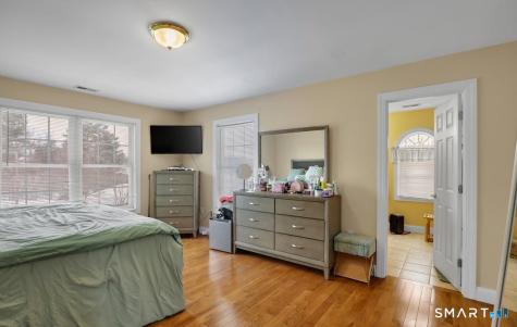 82 Summer Street Southington CT 06489
