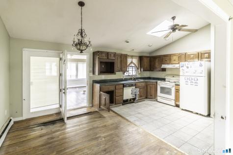 272 Anns Farm Road Hamden CT 06518