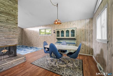 24 Carpenter Street Norwich CT 06360