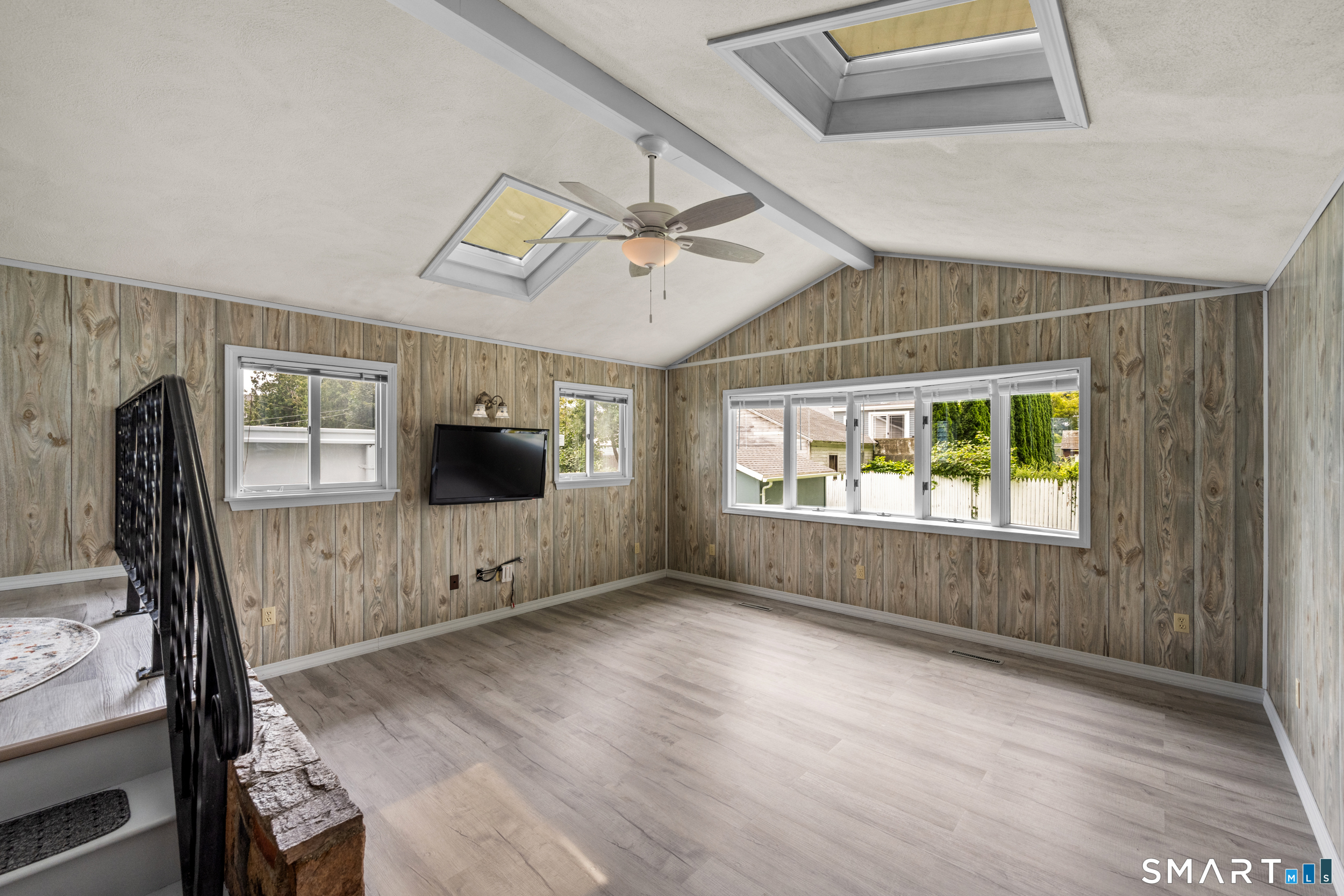 24 Carpenter Street Norwich CT 06360