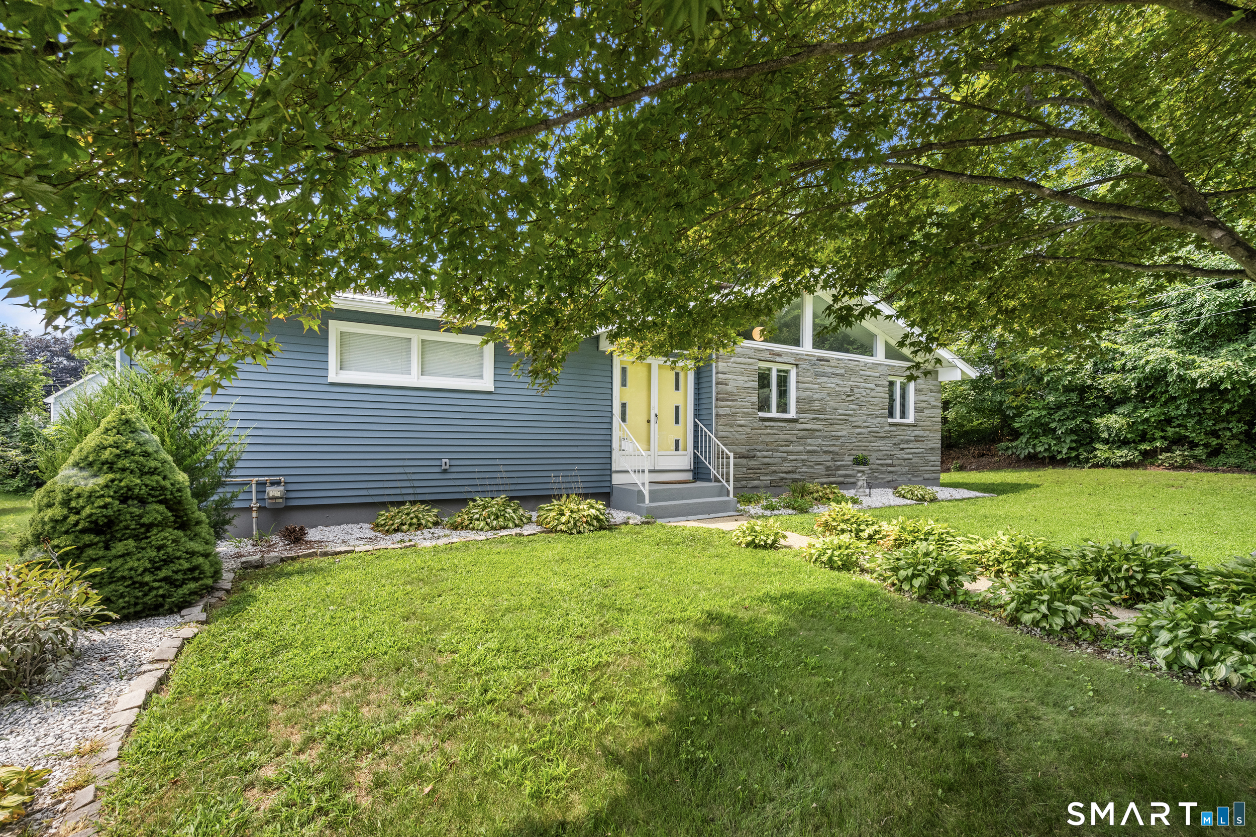 24 Carpenter Street Norwich CT 06360