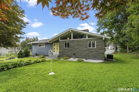 24 Carpenter Street Norwich CT 06360