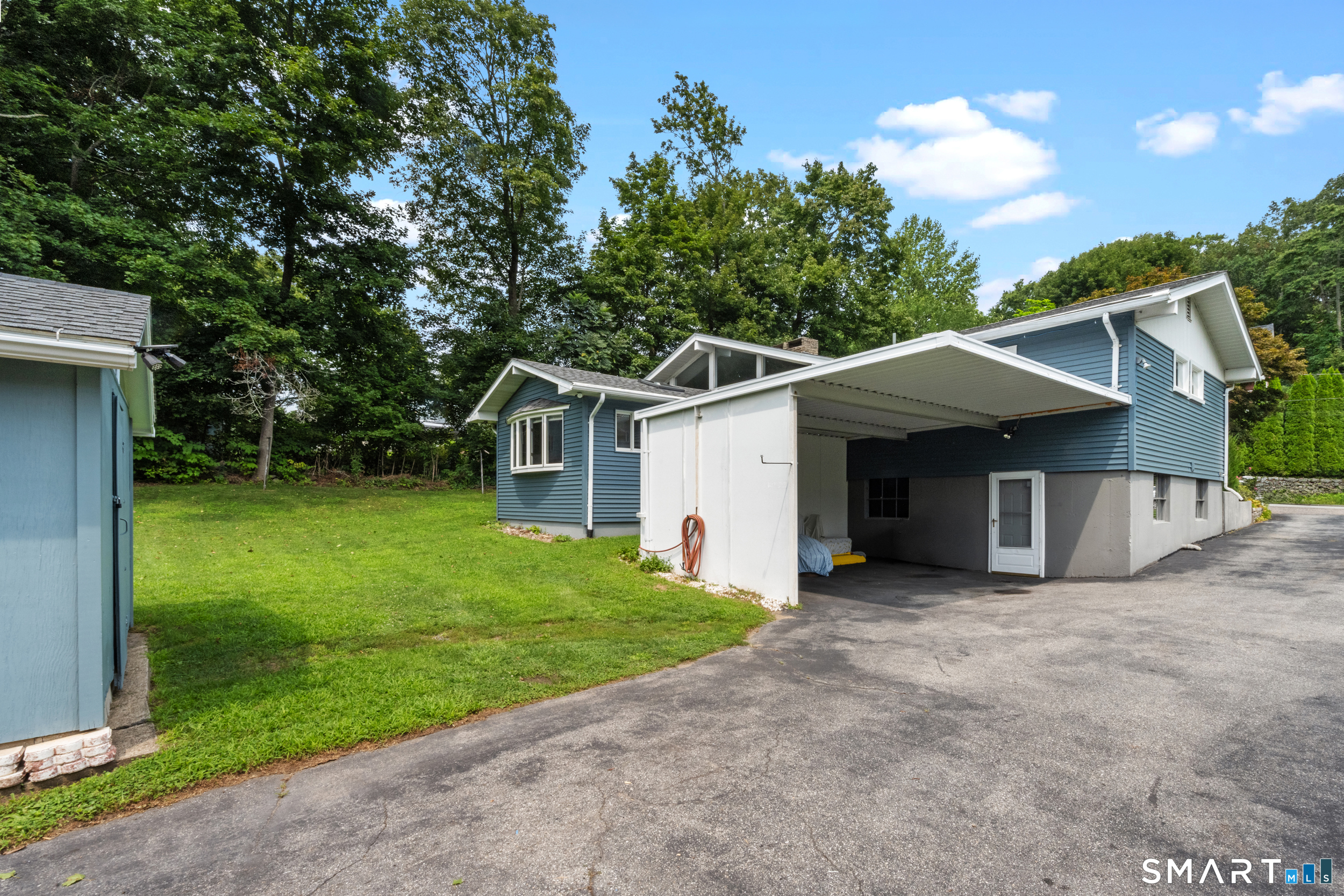 24 Carpenter Street Norwich CT 06360