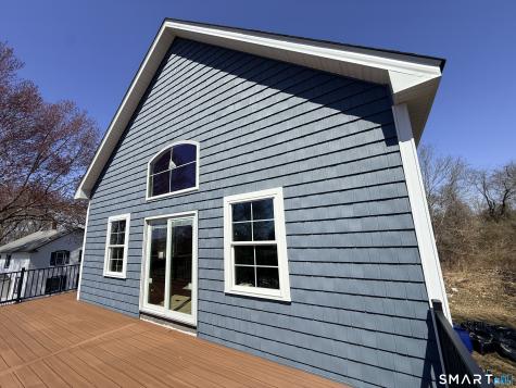 7 Larson Street Waterford CT 06385