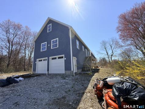7 Larson Street Waterford CT 06385