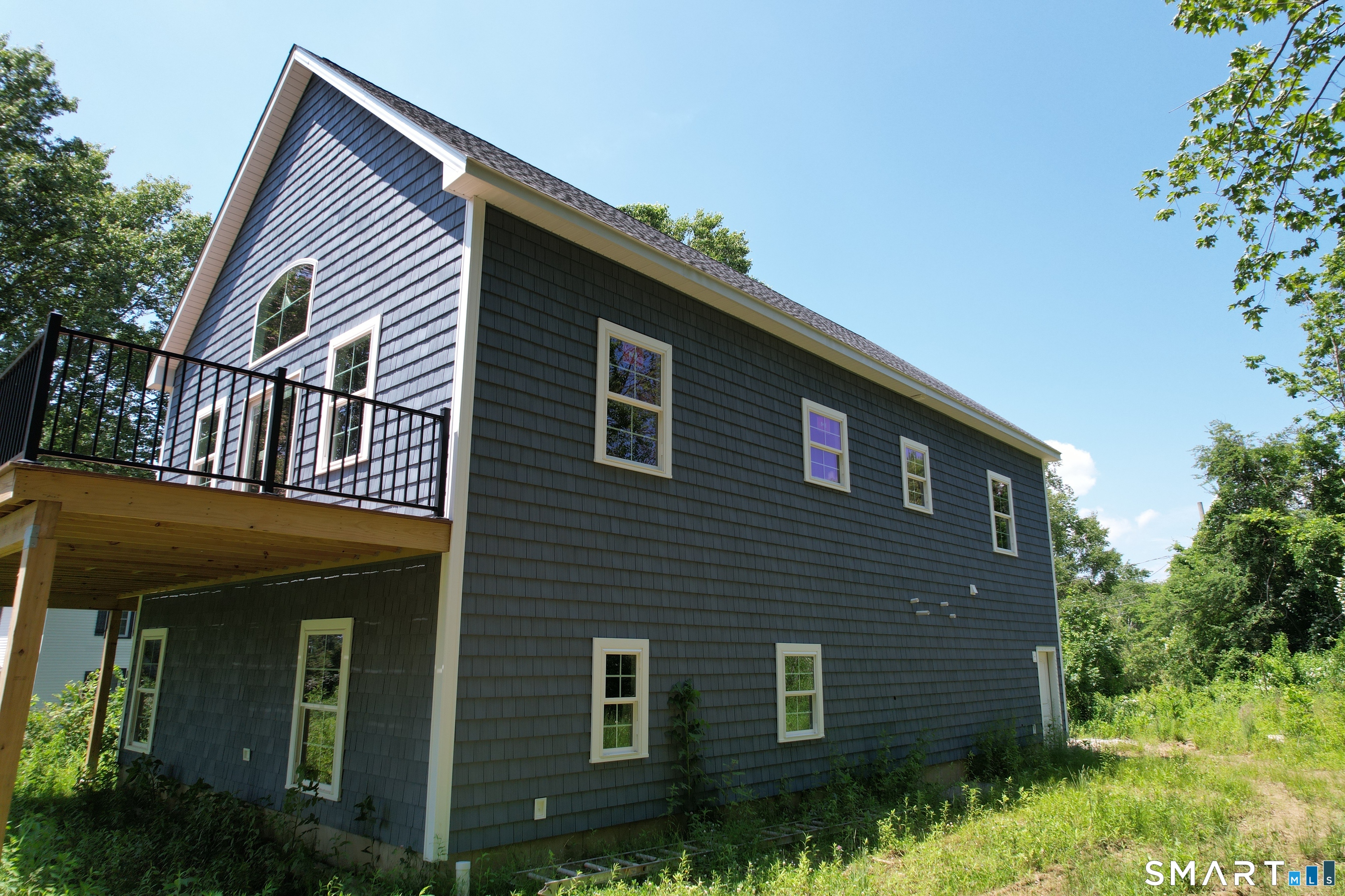 7 Larson Street Waterford CT 06385