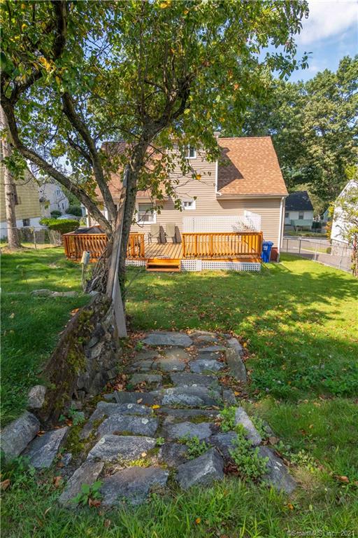 36 Oakleaf Street Bridgeport CT 06606