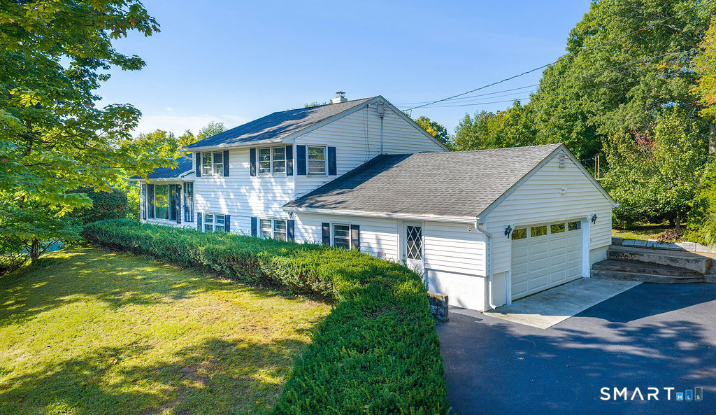 2 Batt Lane East Haven CT 06513