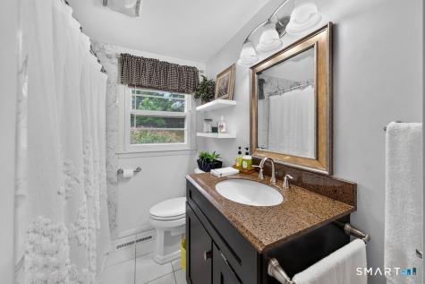 2 Batt Lane East Haven CT 06513