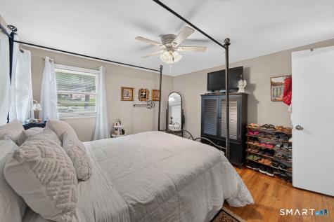 2 Batt Lane East Haven CT 06513