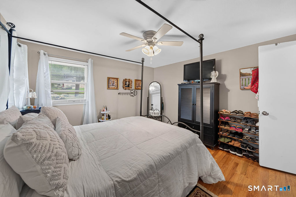 2 Batt Lane East Haven CT 06513