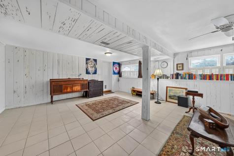 2 Batt Lane East Haven CT 06513