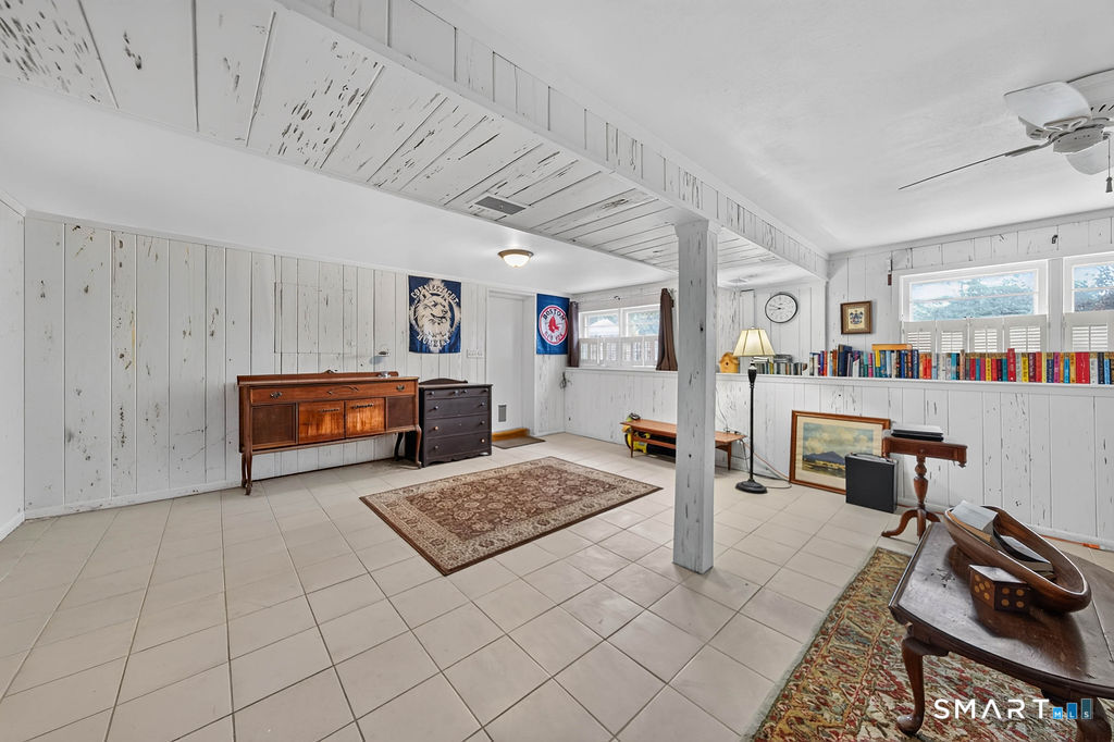 2 Batt Lane East Haven CT 06513