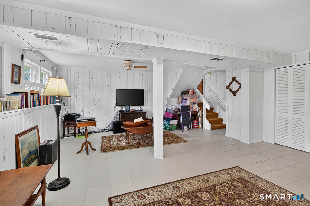 2 Batt Lane East Haven CT 06513