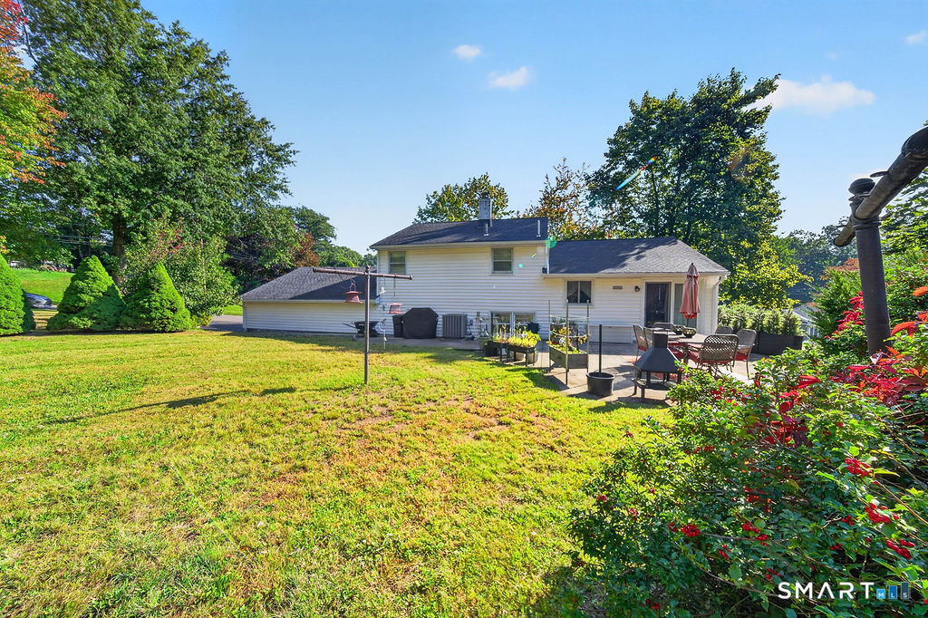 2 Batt Lane East Haven CT 06513