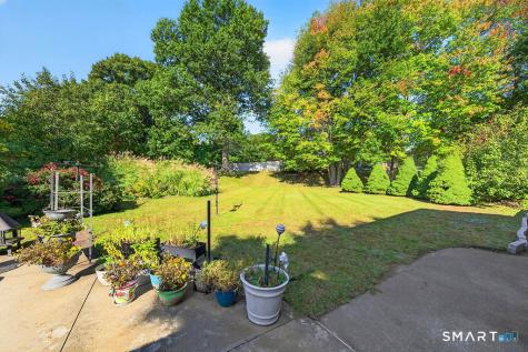 2 Batt Lane East Haven CT 06513